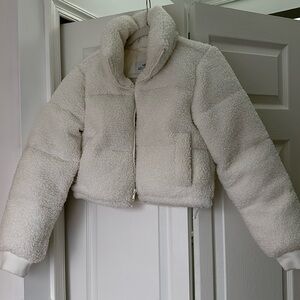 cream sherpa puffer jacket from hollister size small